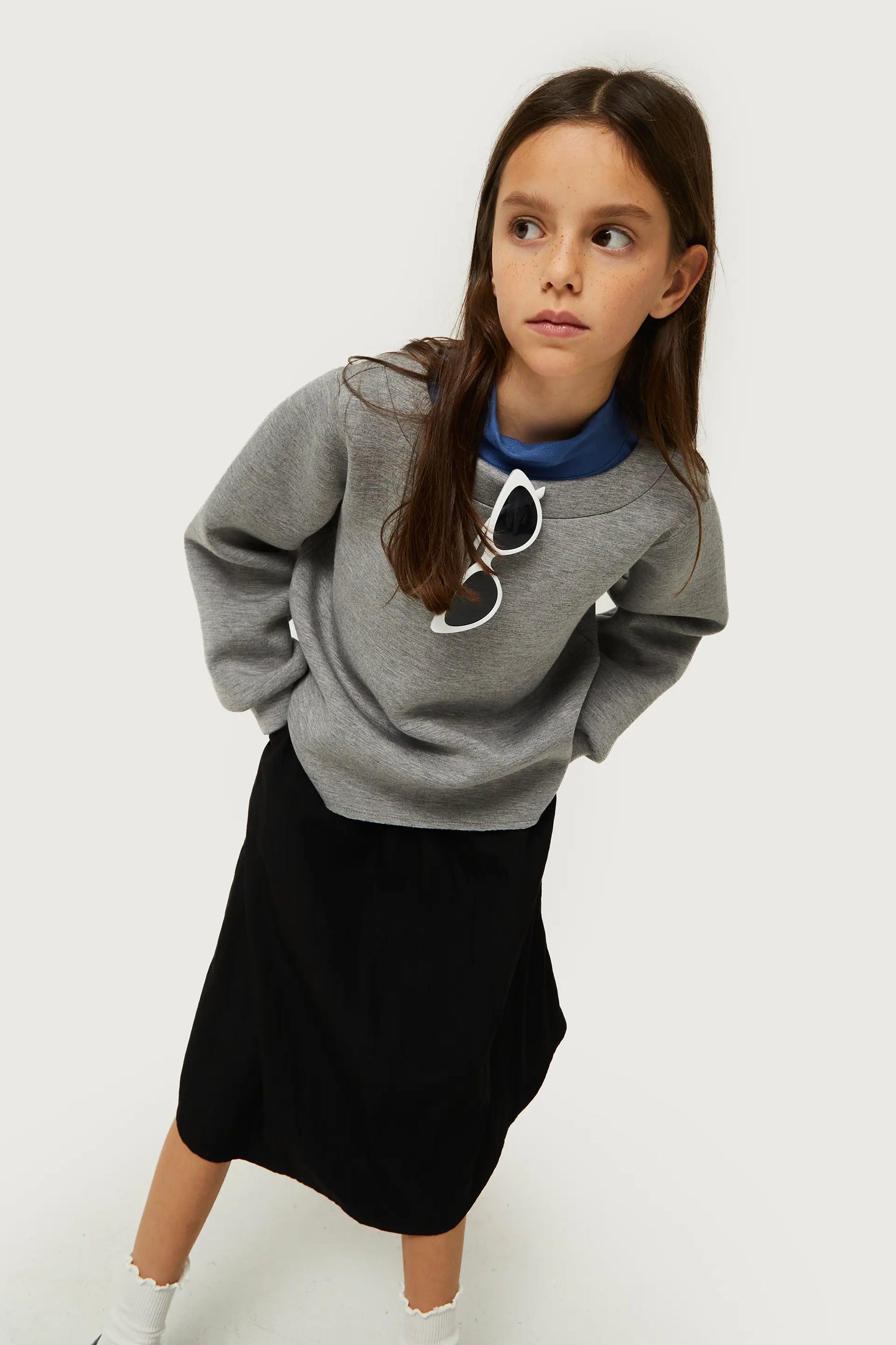 Gray neoprene girl's sweatshirt