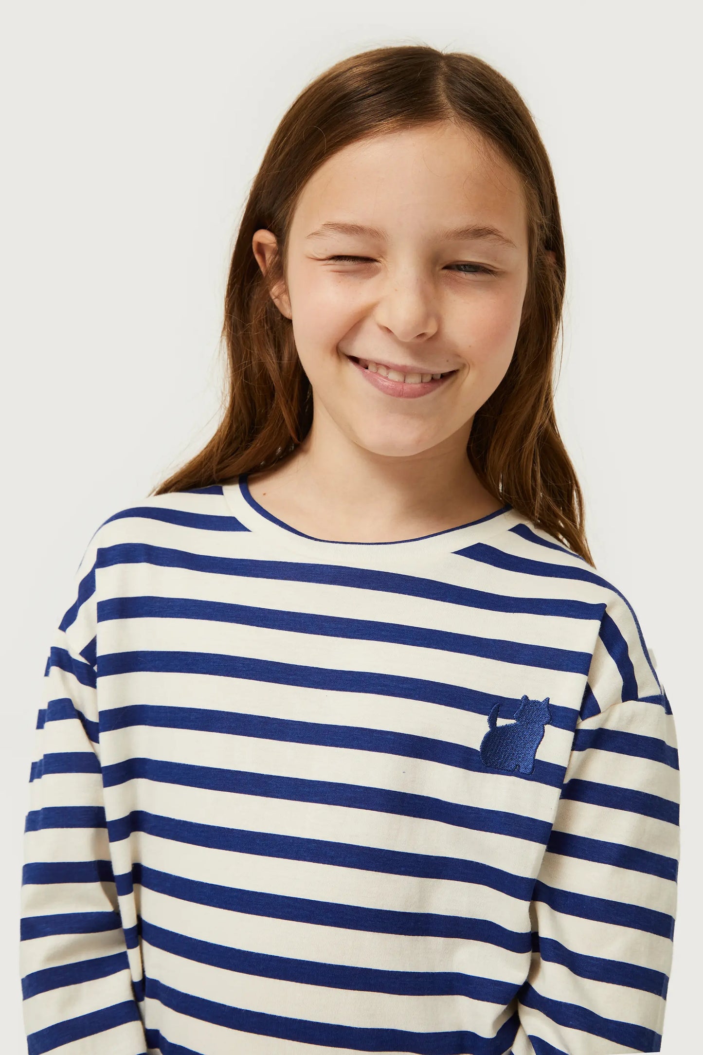 Girl's striped t-shirt with cat patch