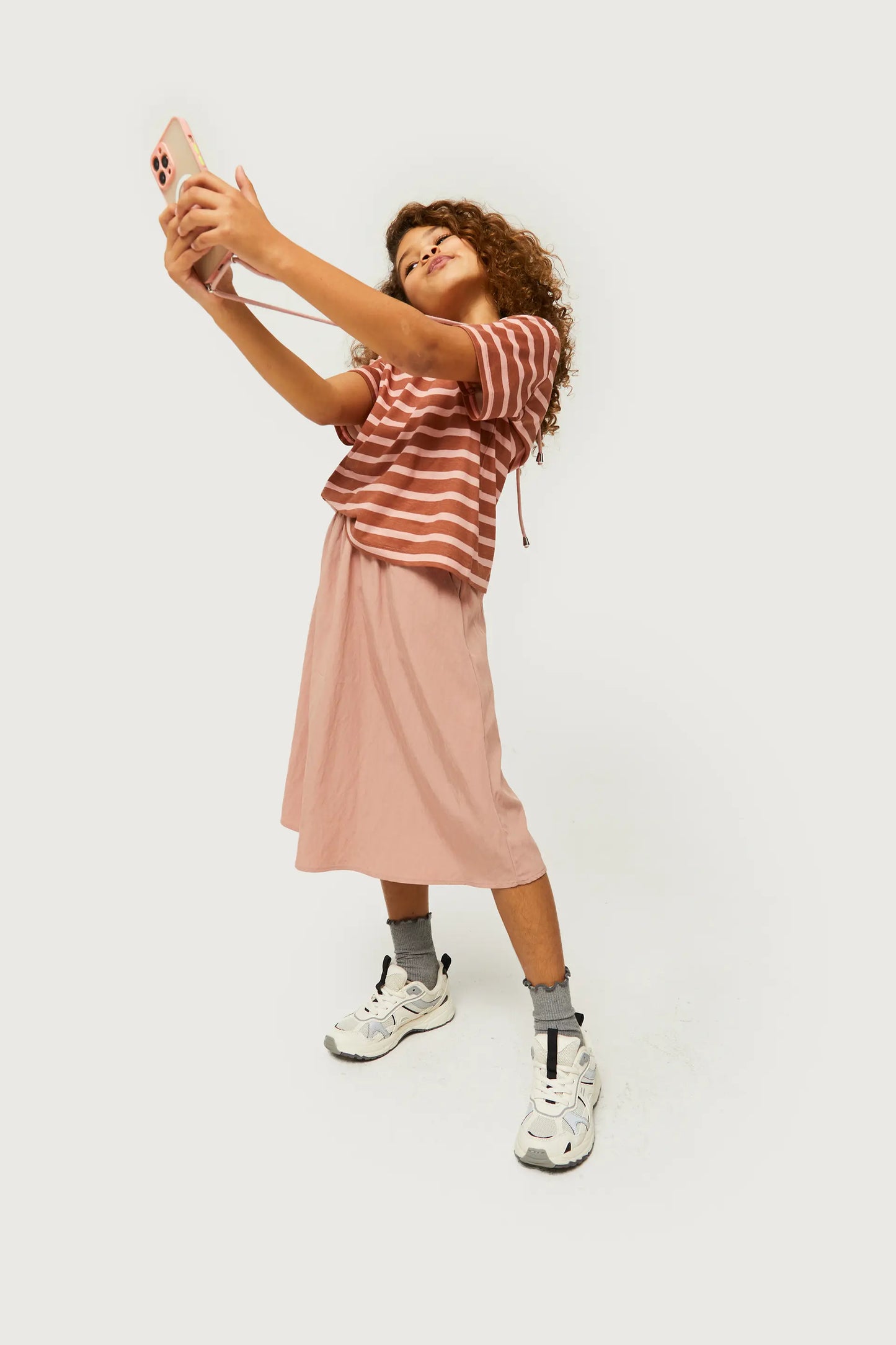 Girl's striped t-shirt with brown flower patch