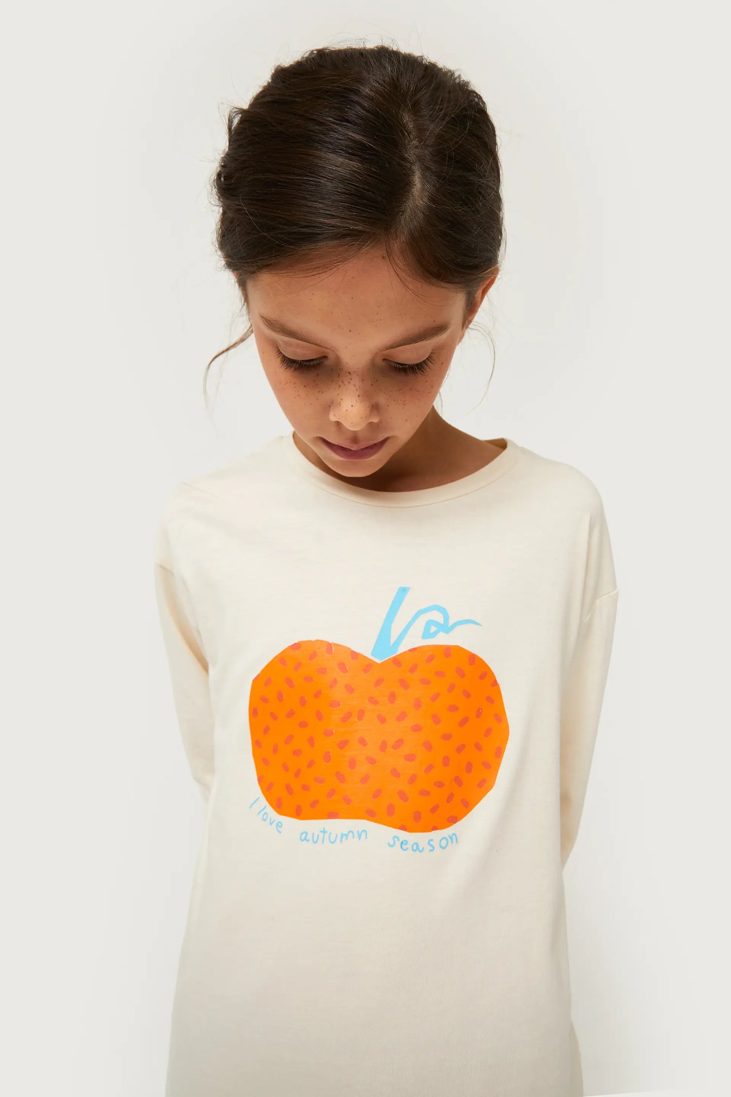 T-shirt da bambina con stampa zucca bianca