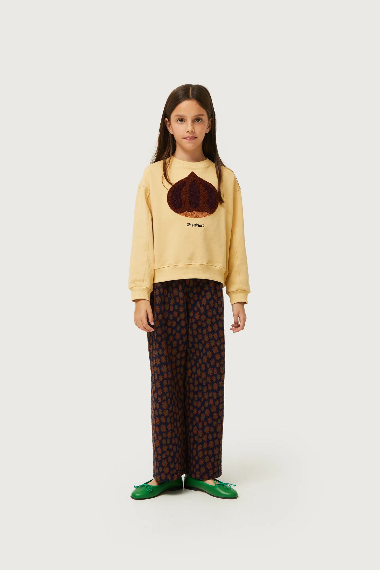 Girl's sweatshirt with chestnut print