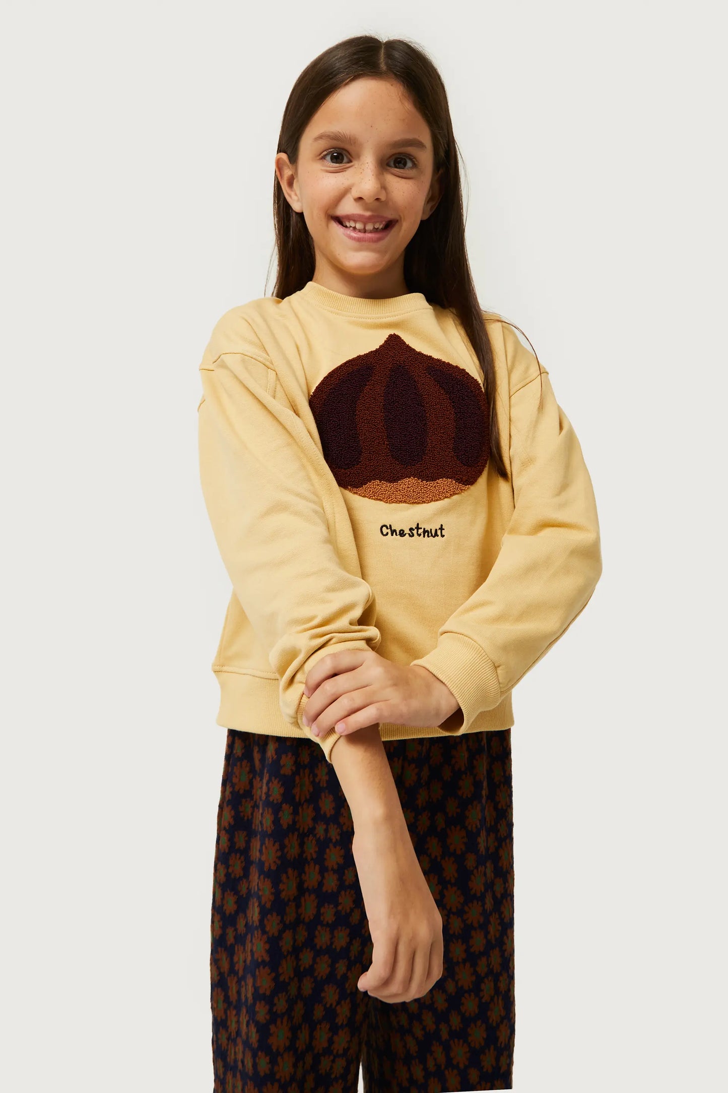 Girl's sweatshirt with chestnut print