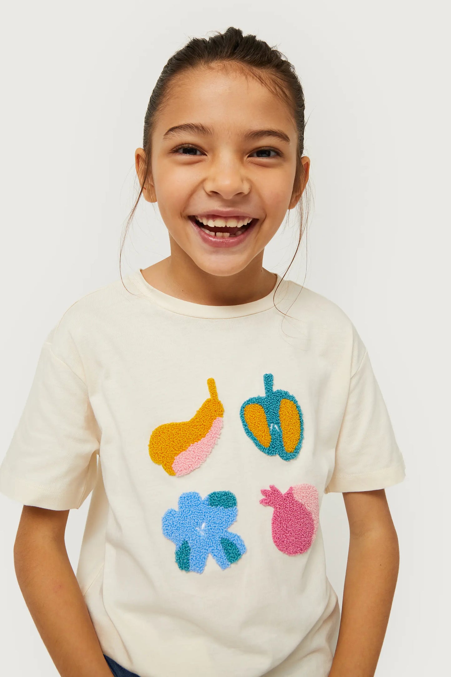 Girl's t-shirt with fruit print