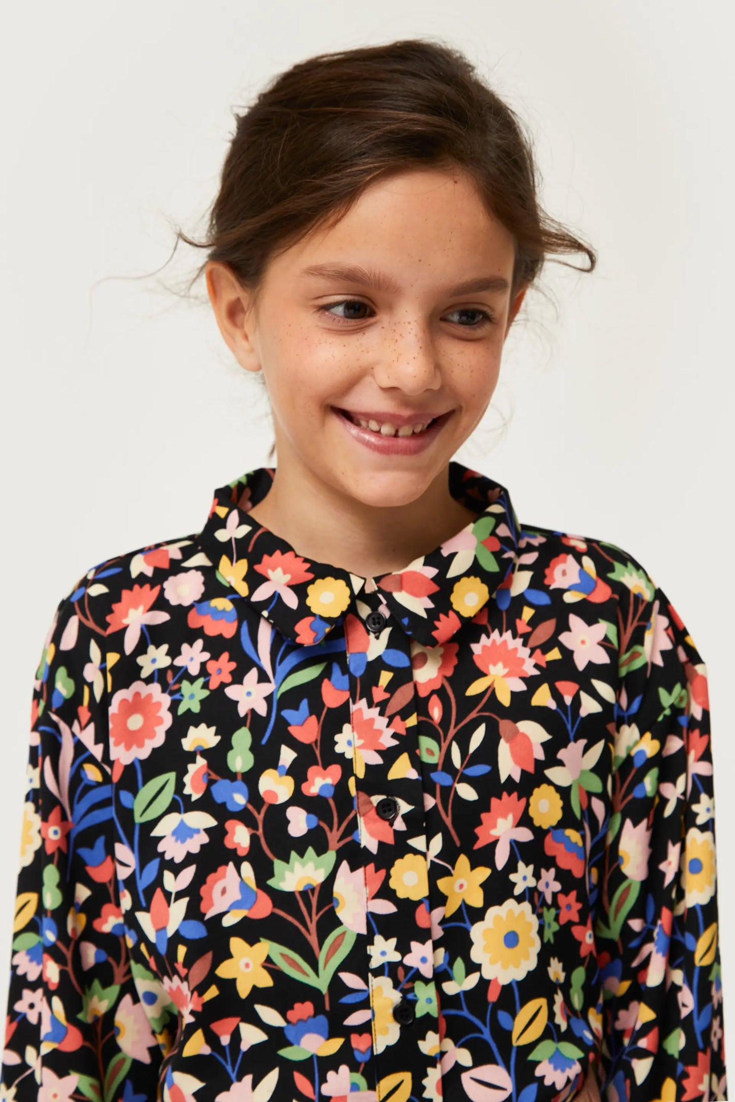 Girl's small floral print shirt