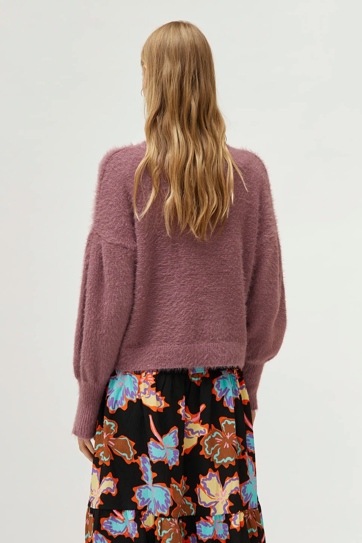 Knitted sweater with lilac texture