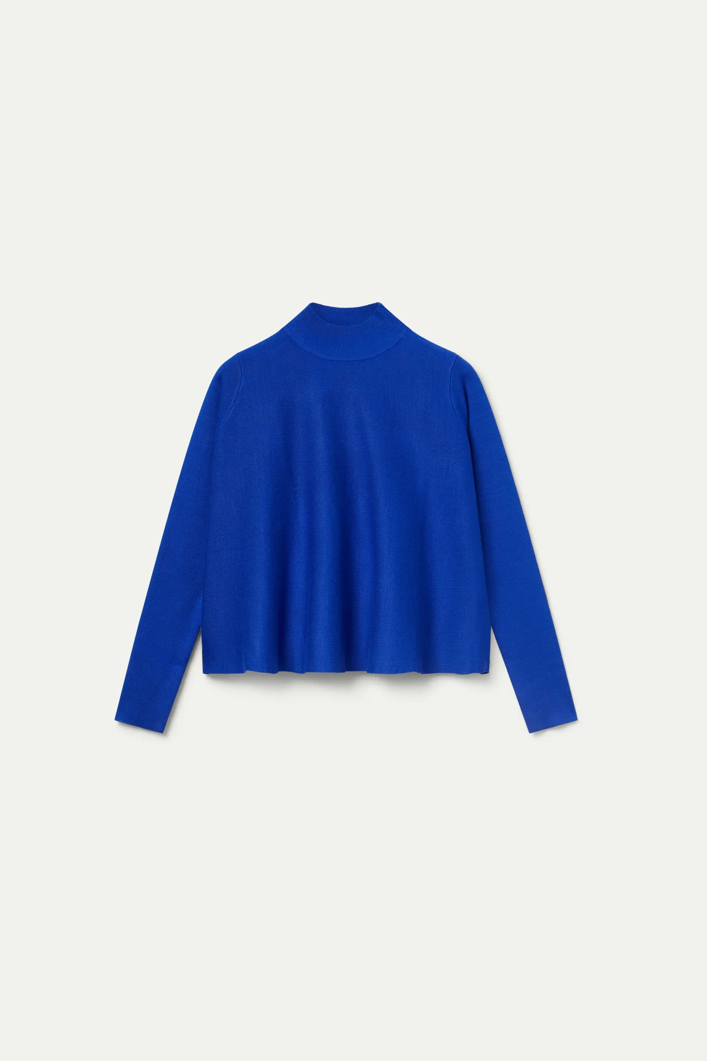 Maglione svasato blu a collo alto