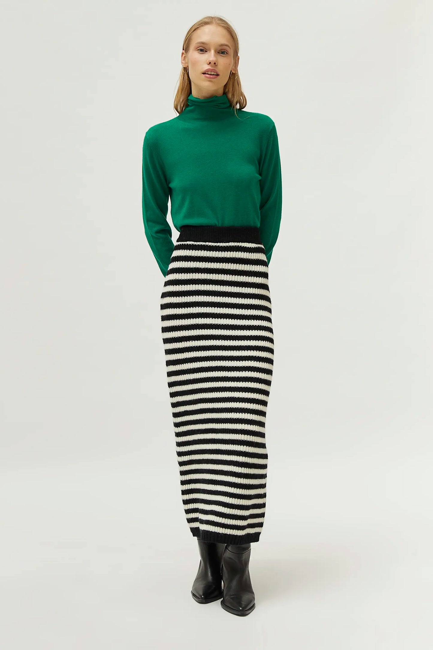 Long black striped knit skirt