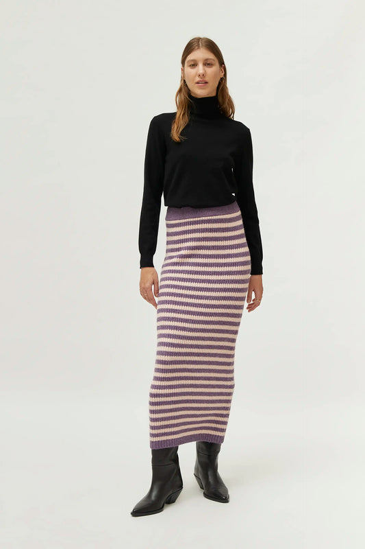 Long purple striped knitted skirt