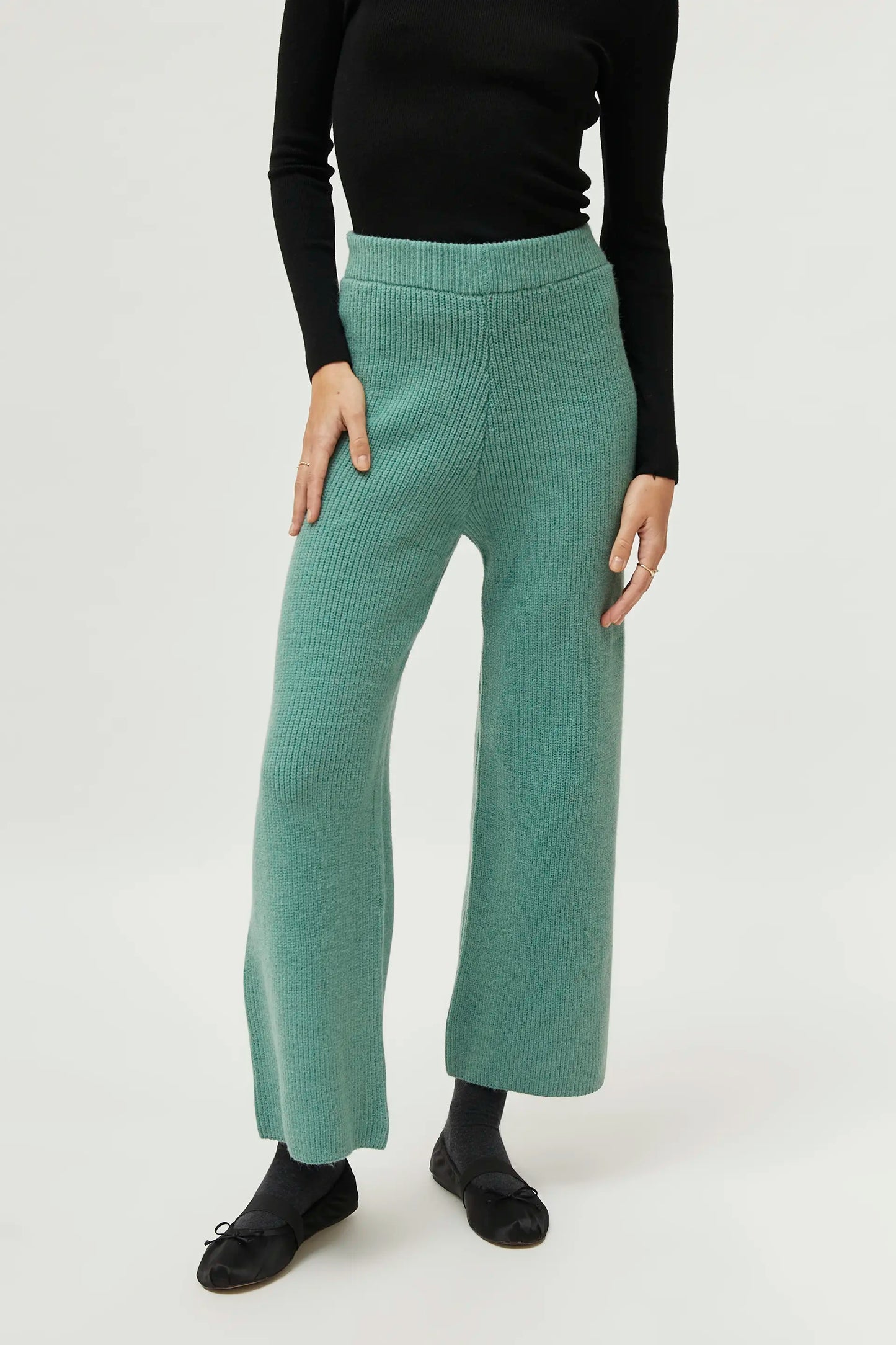 Wide green knit pants