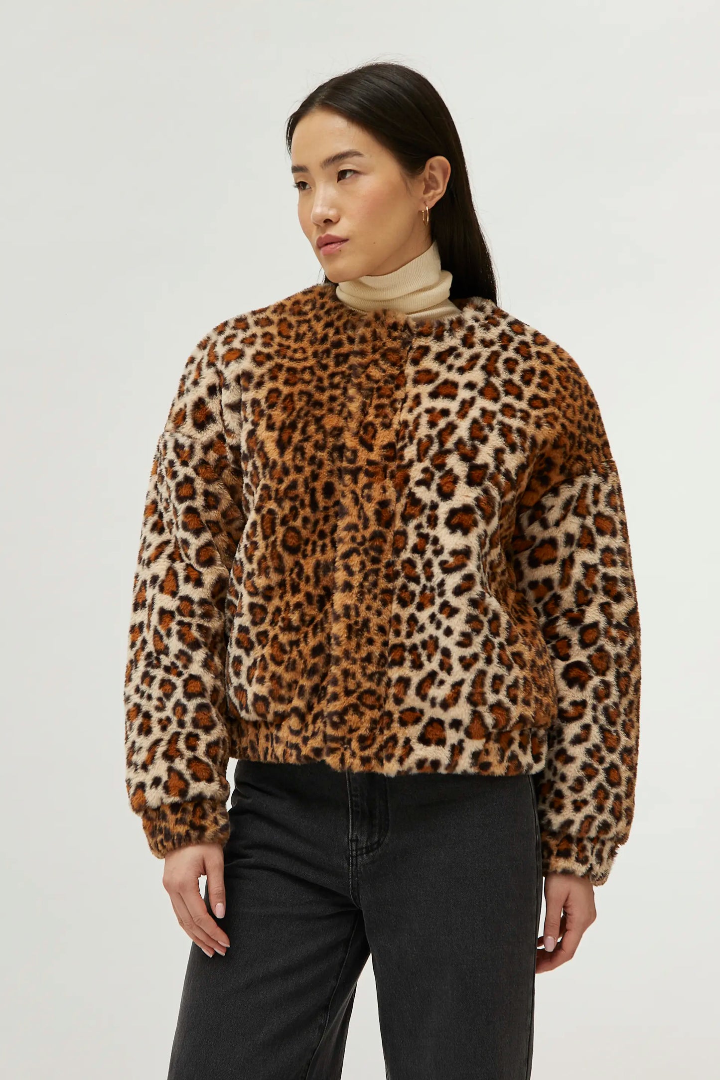 Leopard print fur bomber