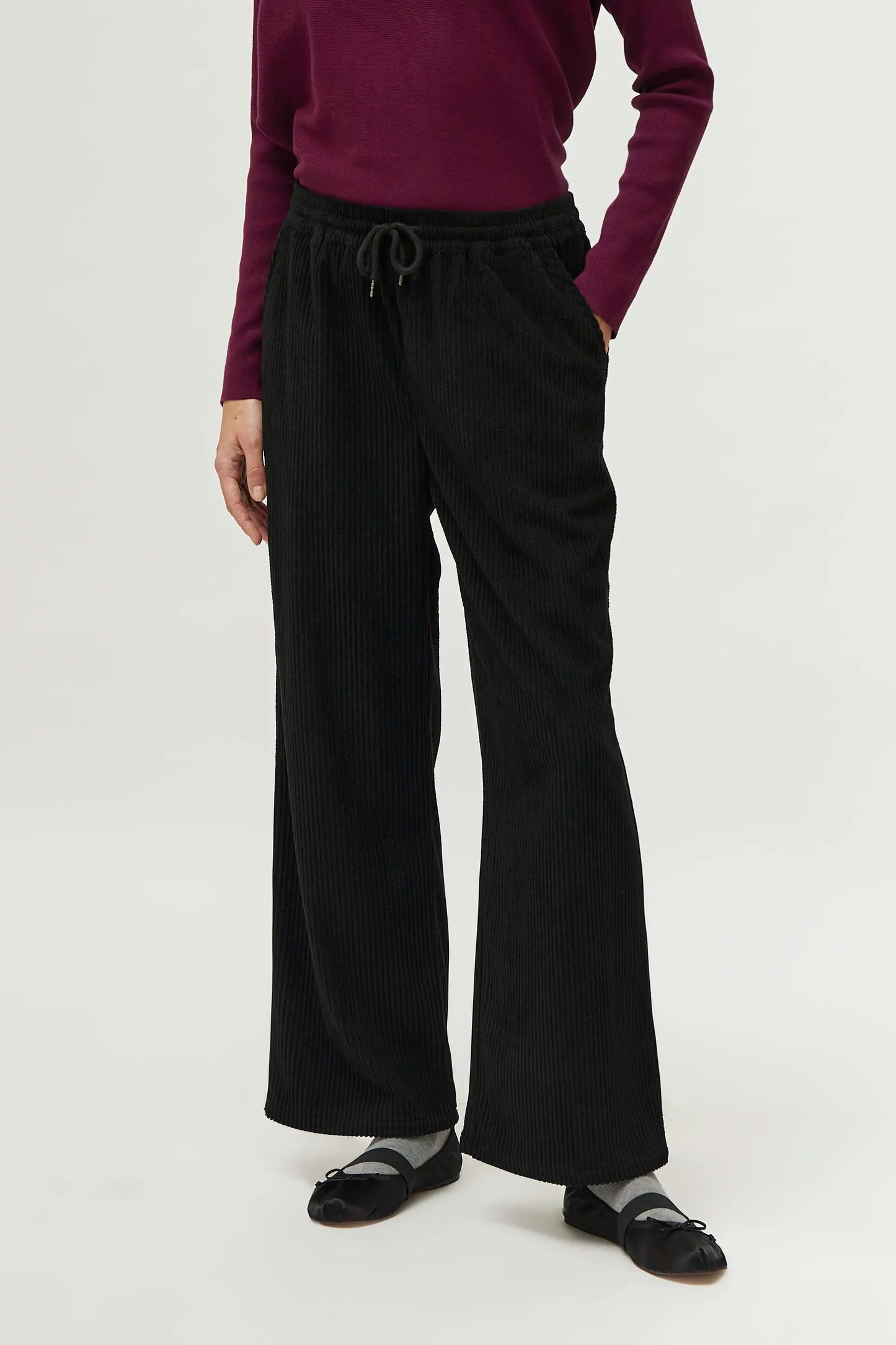 Black elastic waist corduroy pants