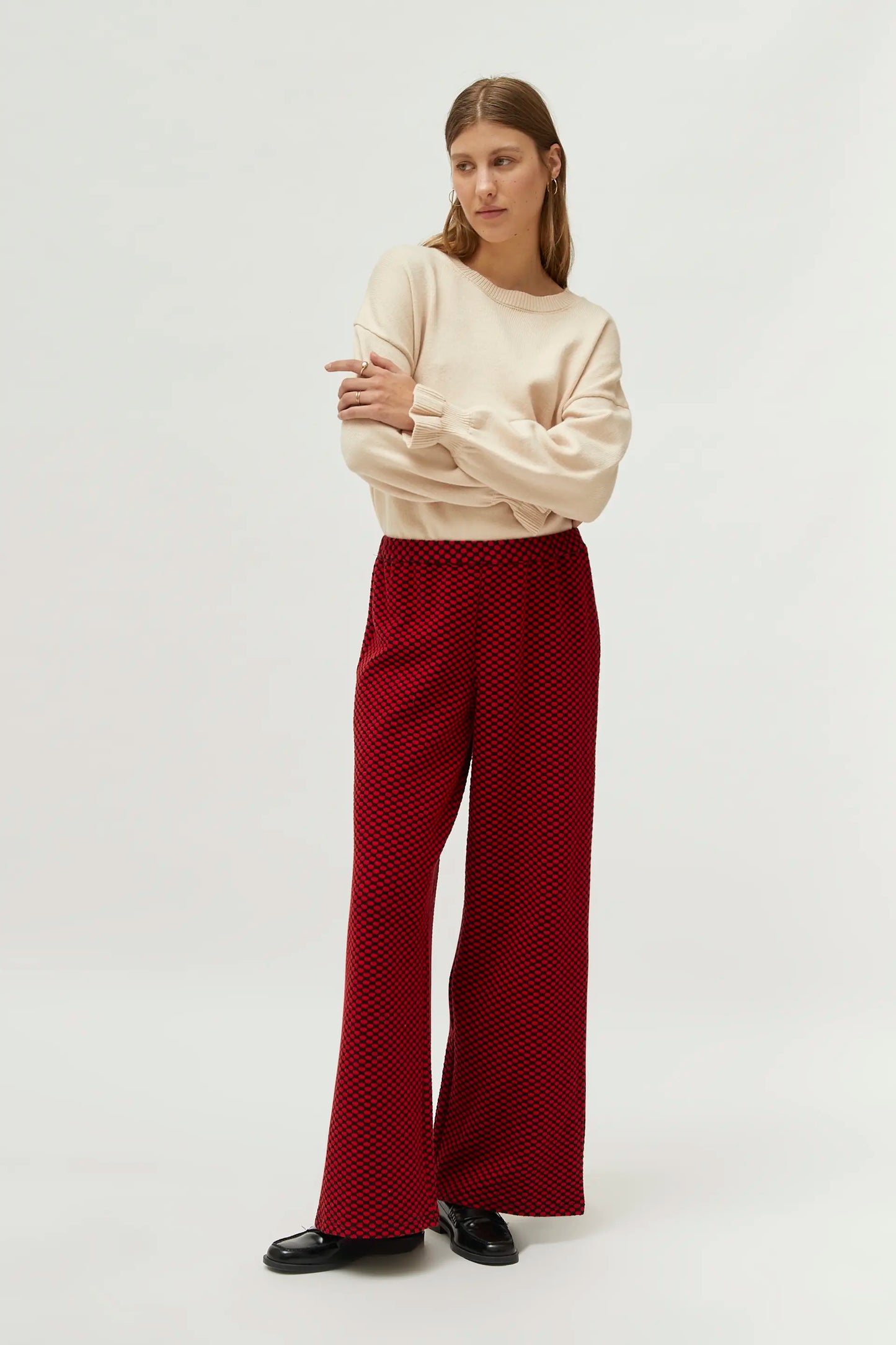 Pantaloni rossi in maglia stampata jacquard