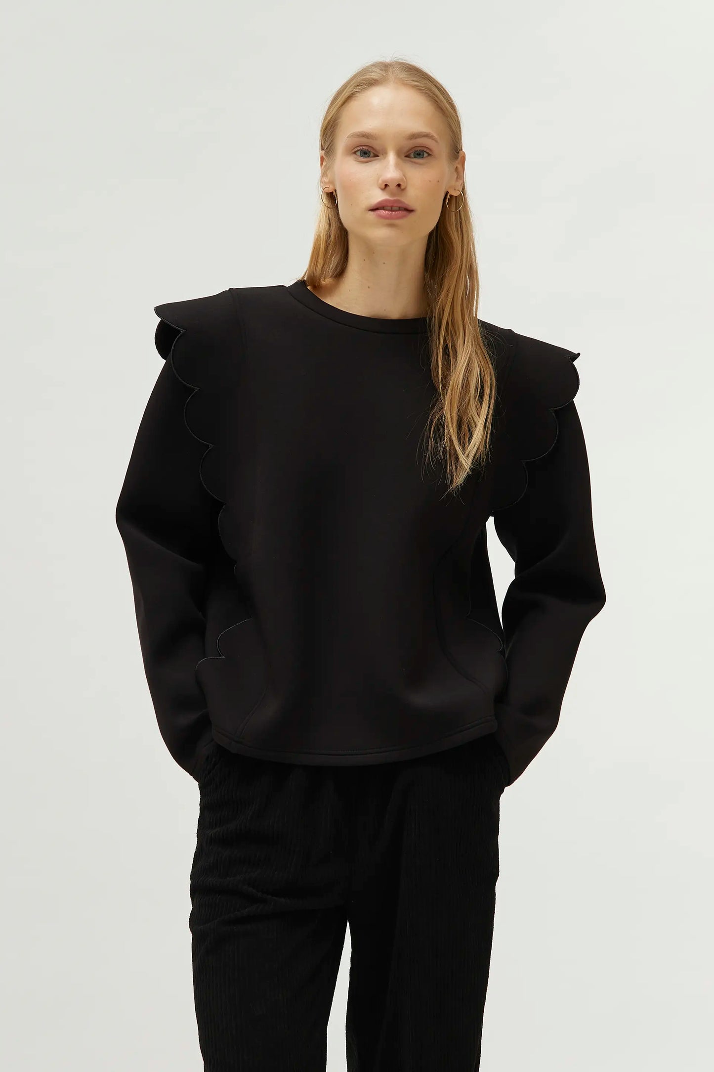 Black wave detail sweatshirt