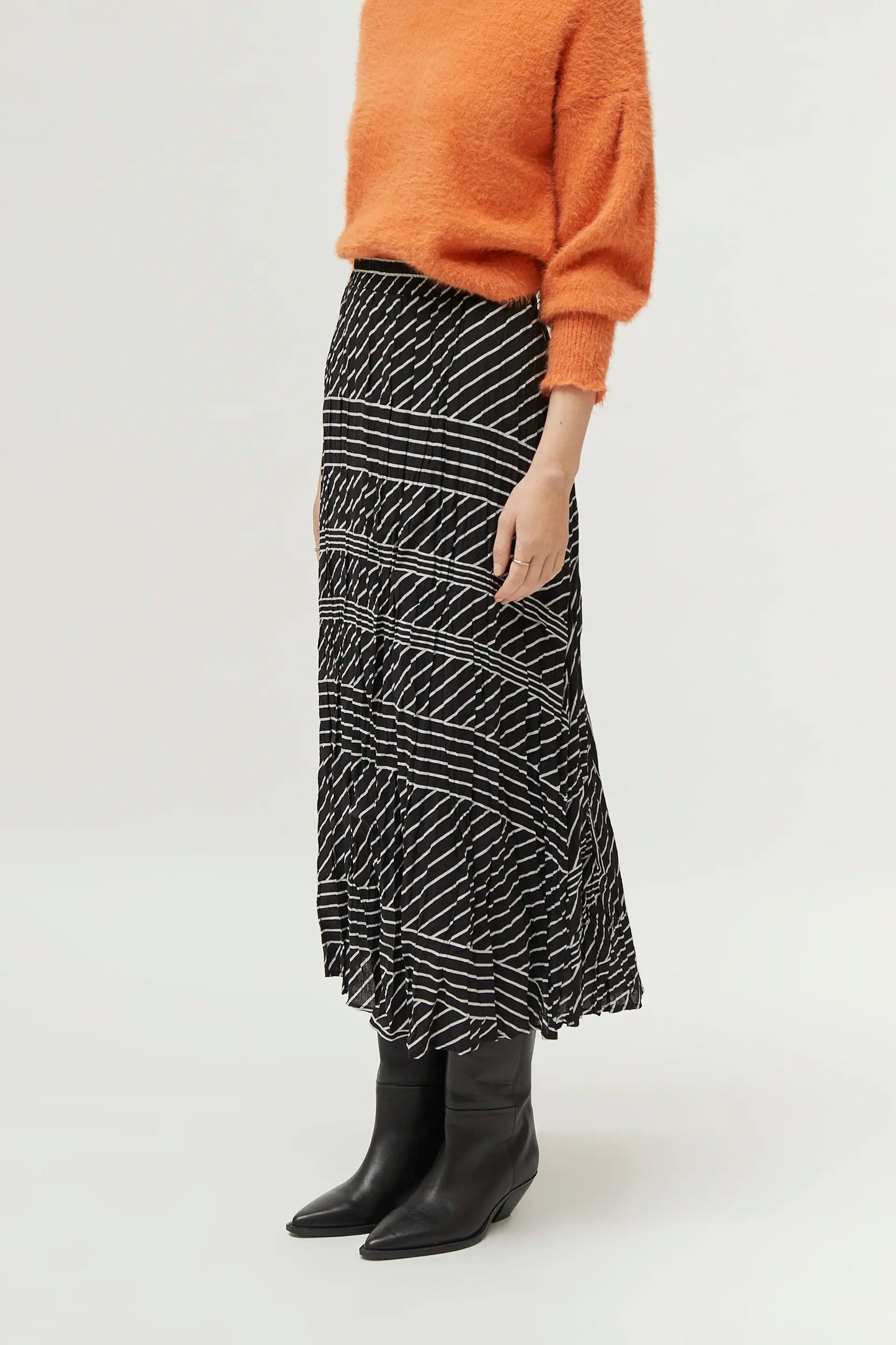 Black striped print midi skirt