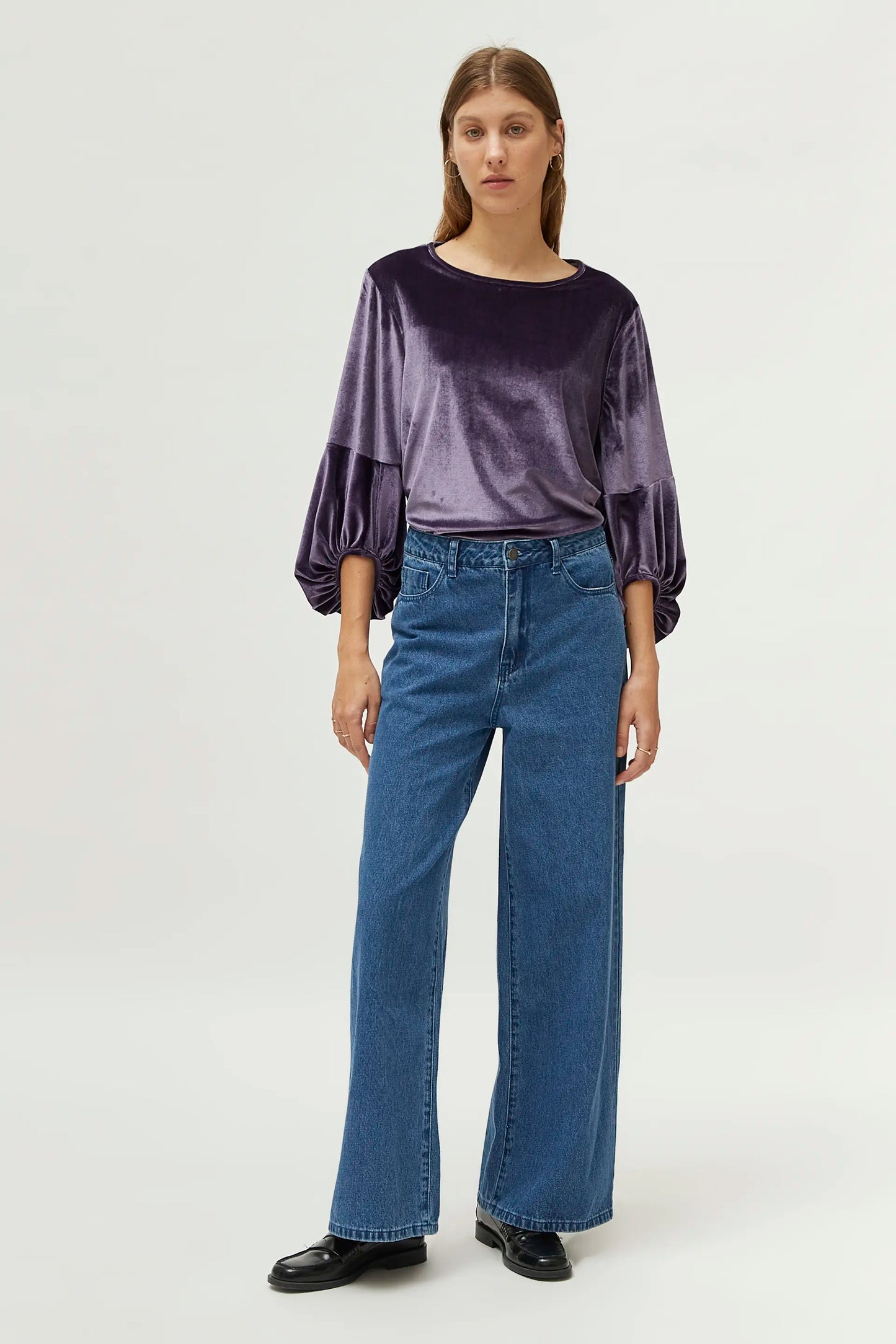 Purple puff sleeve velvet top