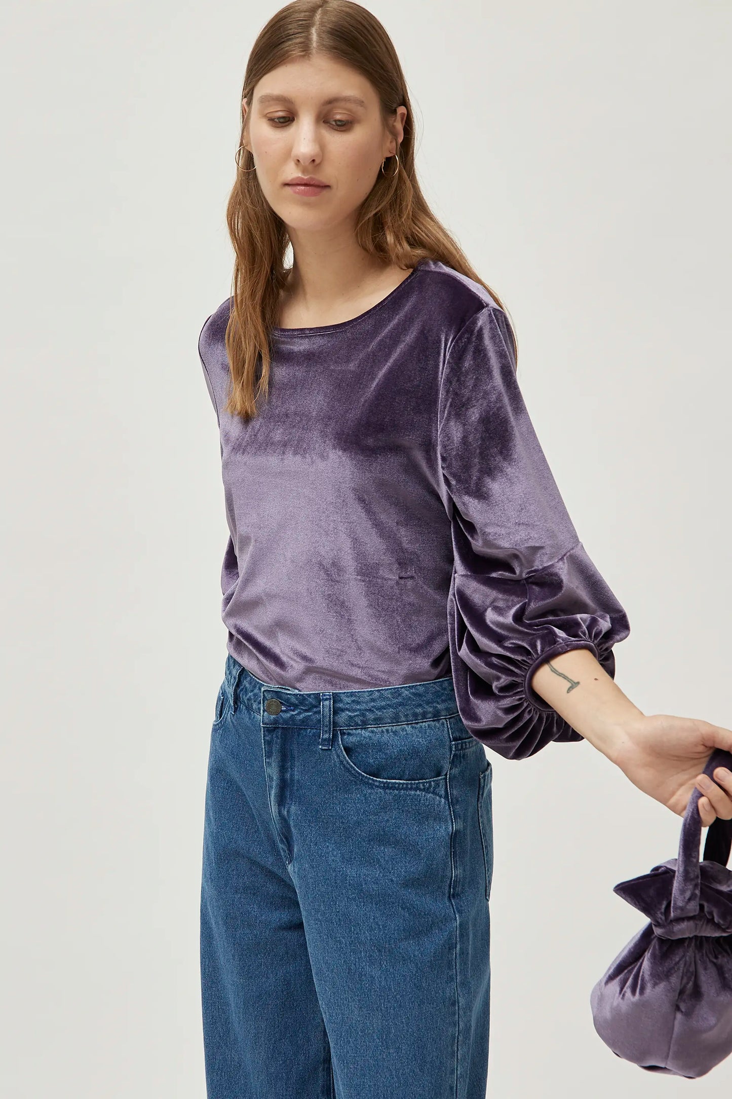 Purple puff sleeve velvet top