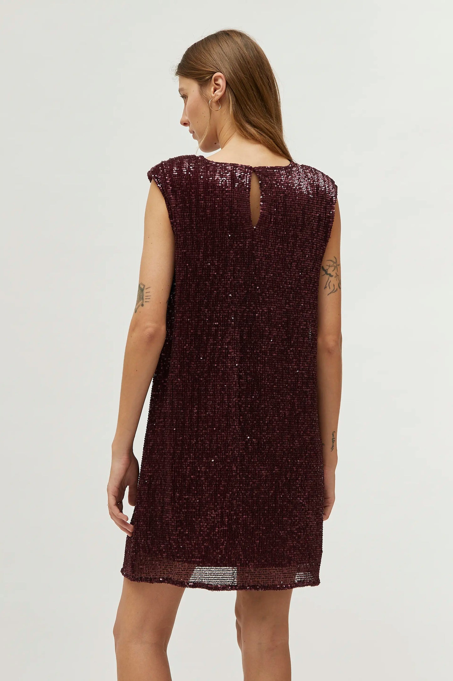 Short burgundy sequin dress