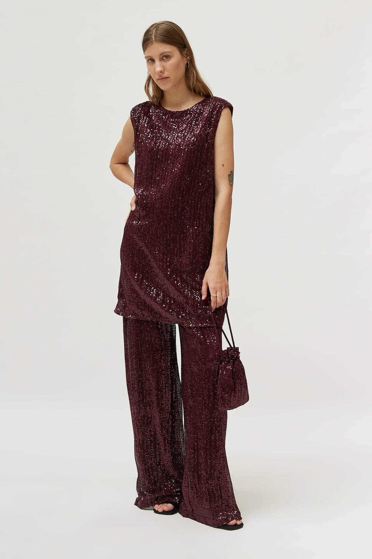 Short burgundy sequin dress