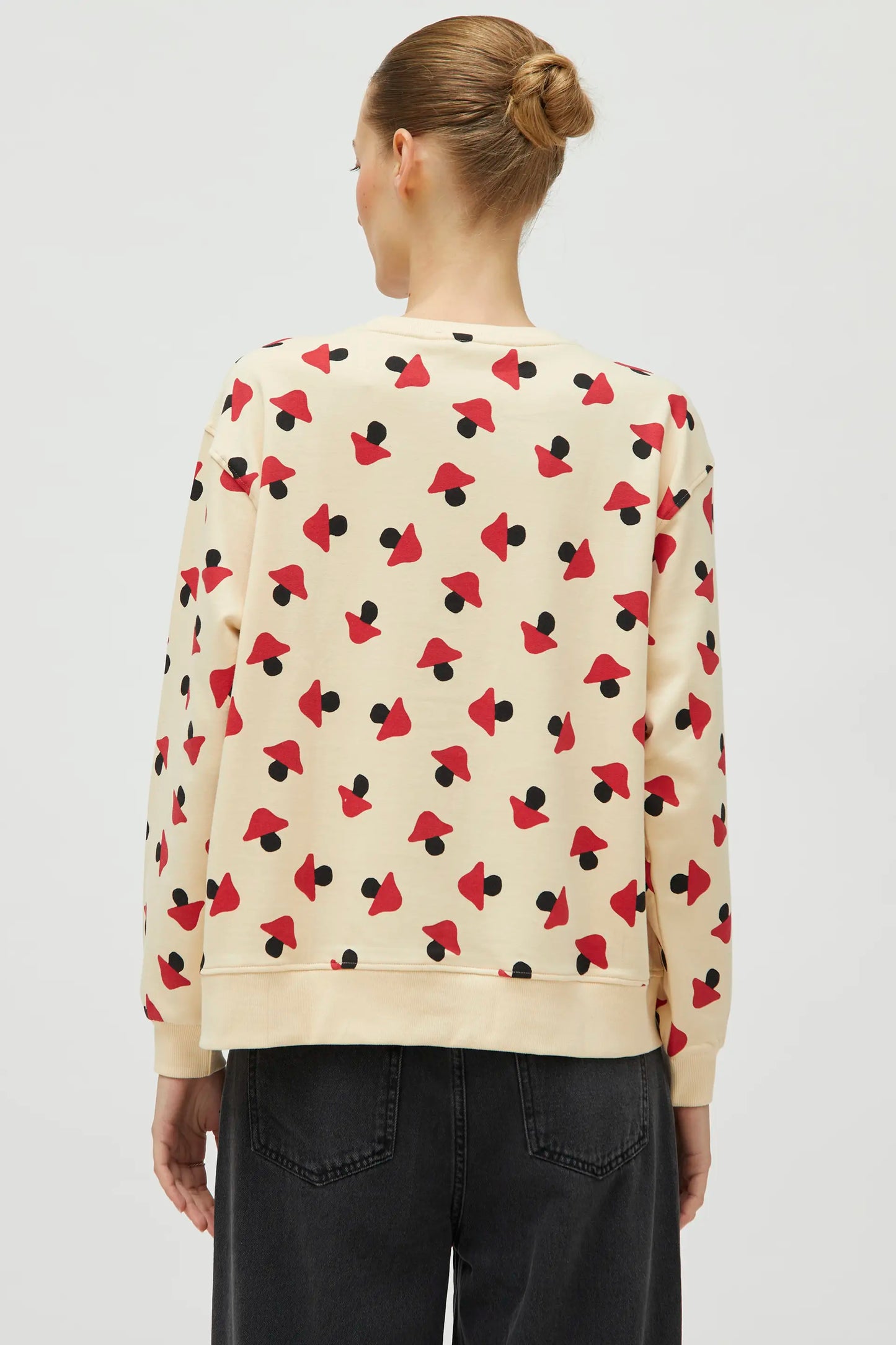 Beige mushroom print sweatshirt