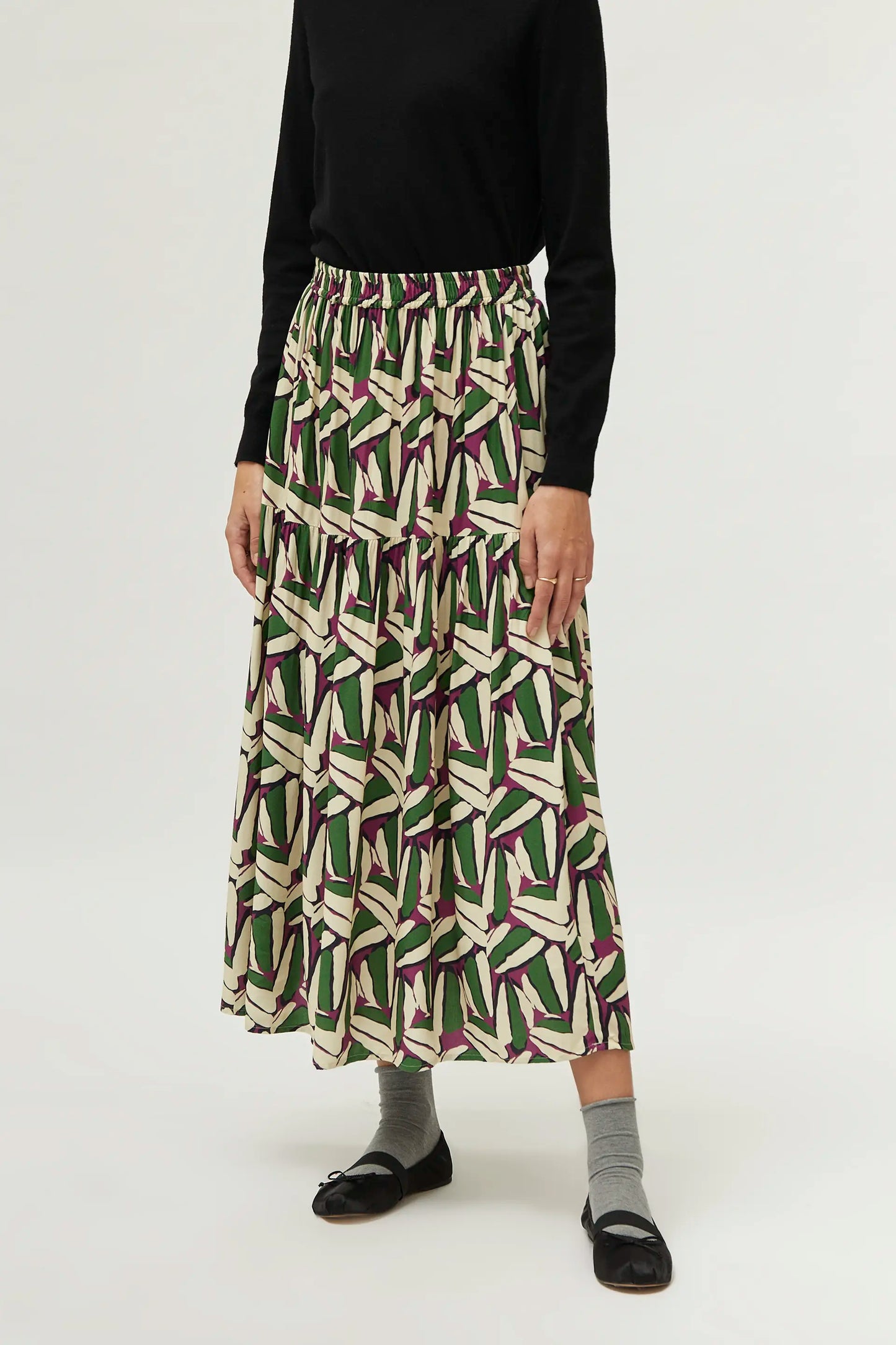 Green geometric print long skirt