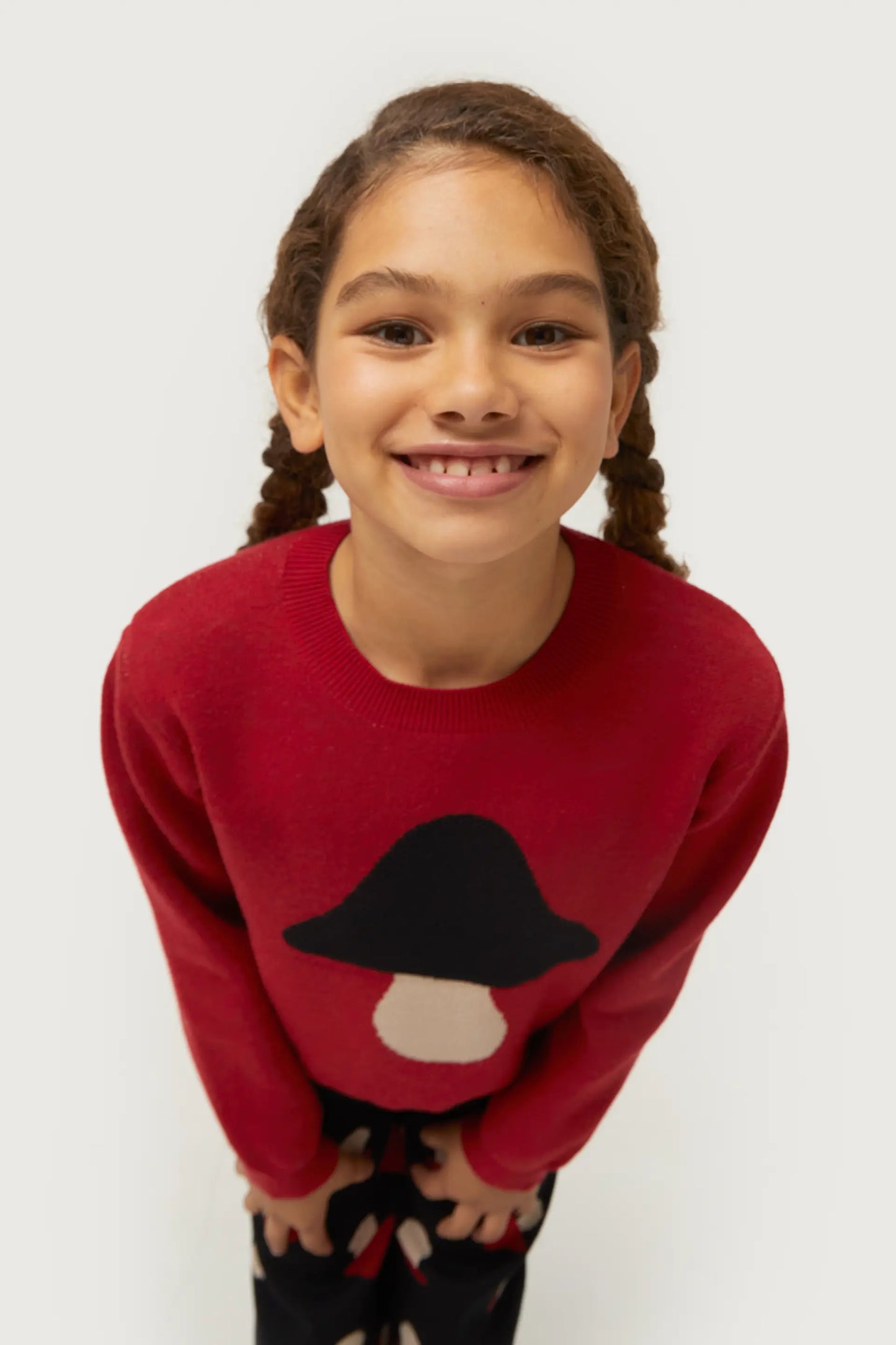 Maglione da bambina in maglia jacquard con stampa di funghi