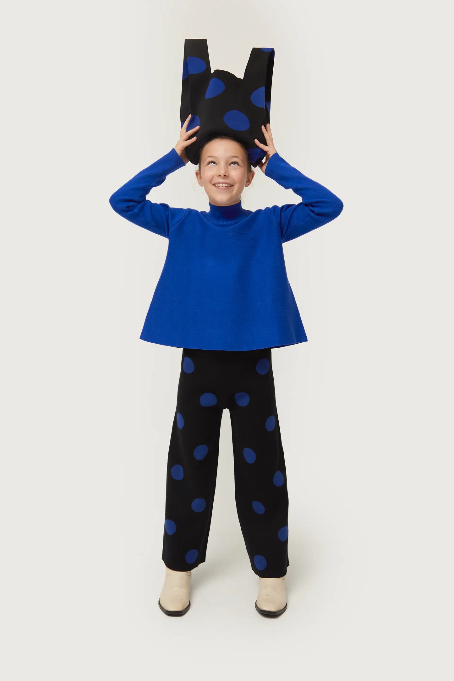 Girl's blue polka dot printed jacquard knit pants