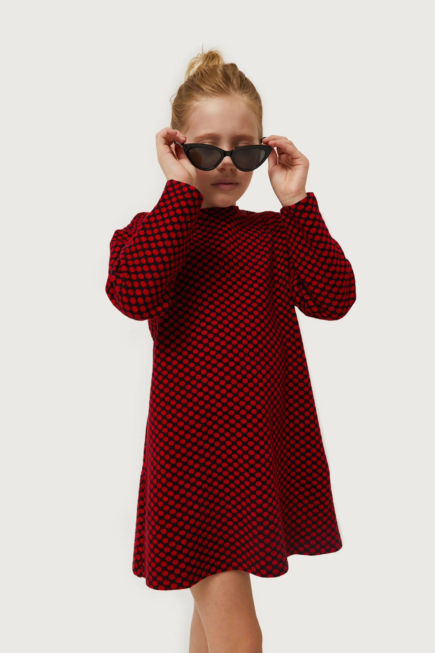 Short red jacquard printed girl's dress