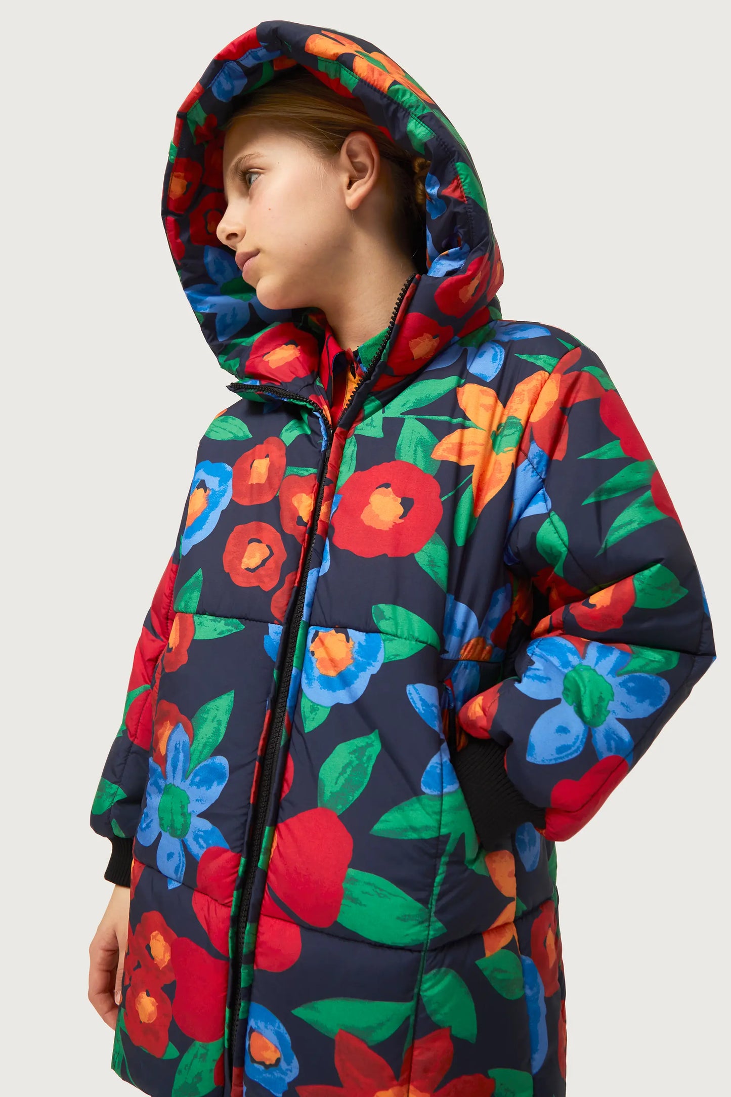 Abrigo de niña acolchado estampado flores multicolor