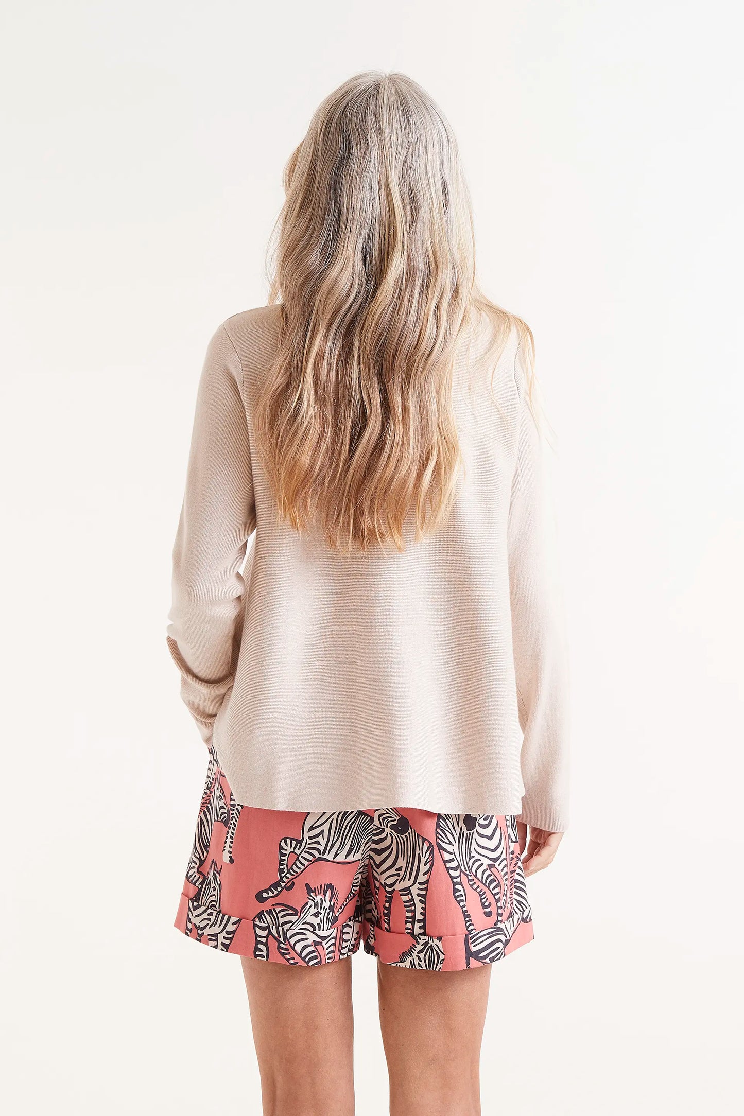 Beige fluid knit cardigan