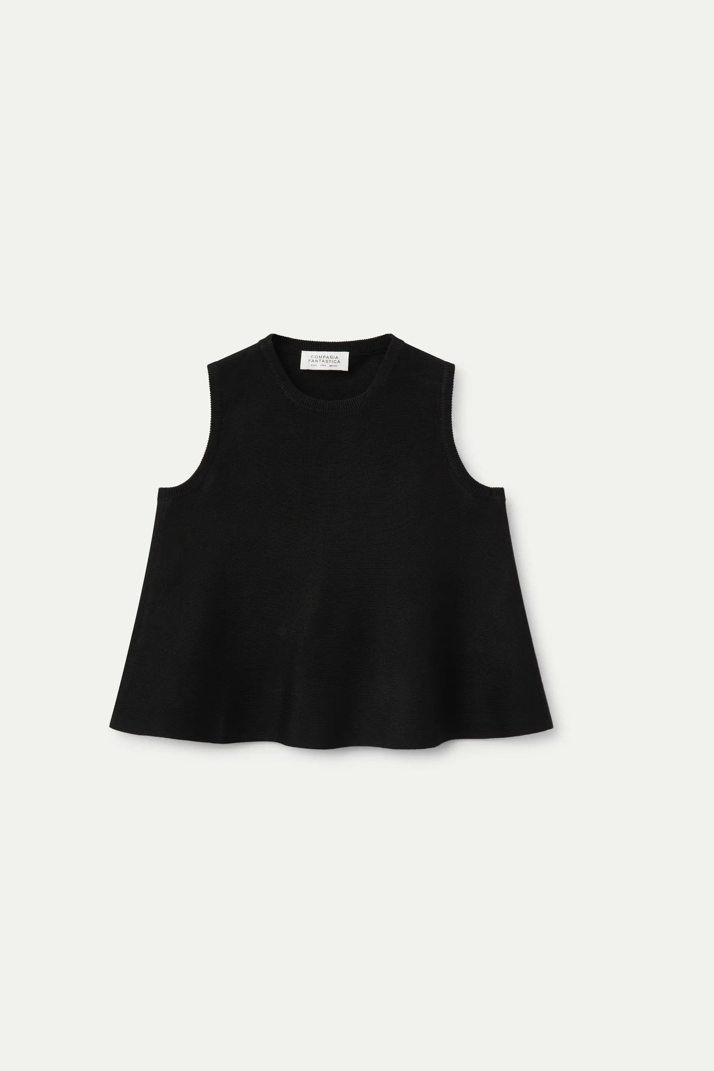 Top svasato in maglia nera