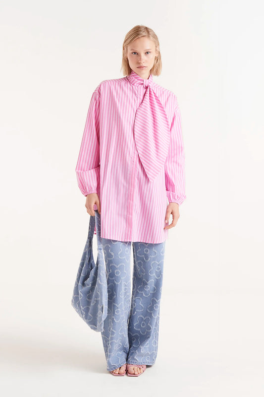 Camicia oversize con stampa a righe rosa