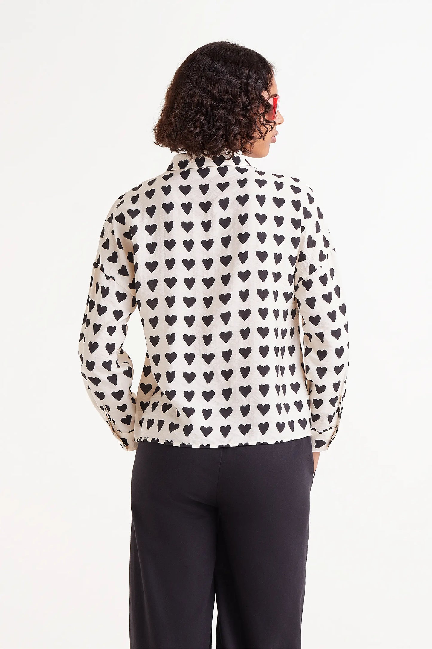 Flowy shirt with heart print