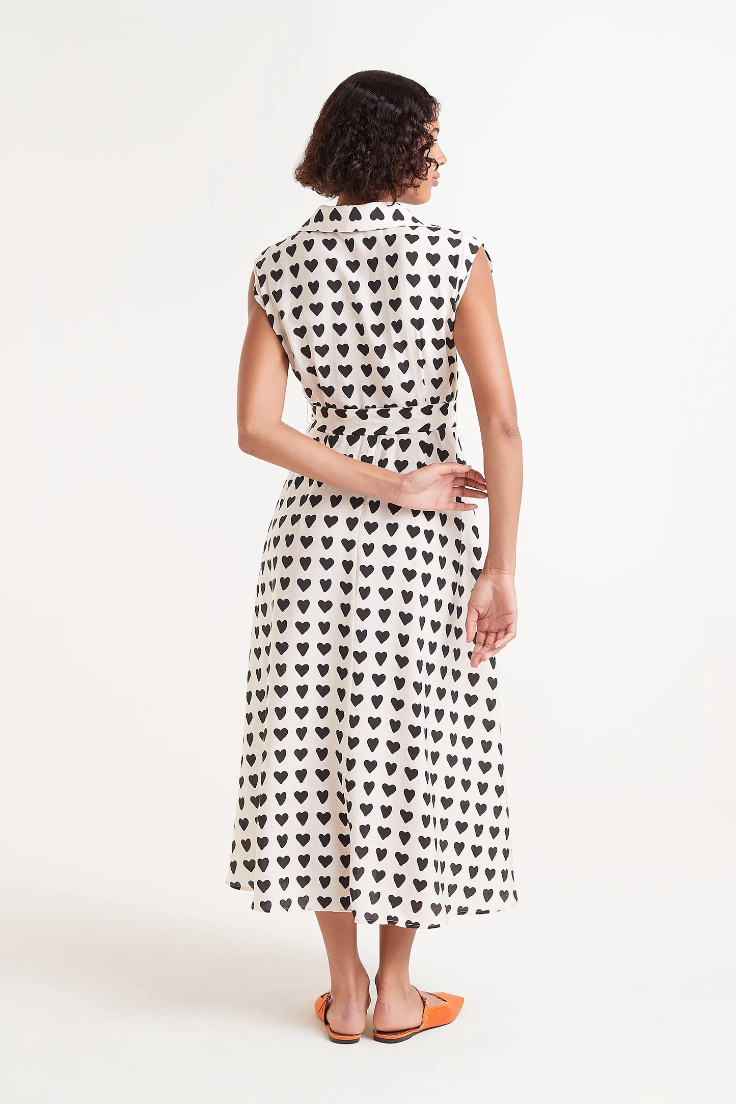 Midi dress with heart print