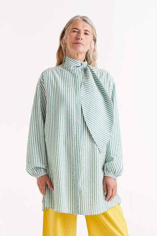 Oversized shirt with green striped print and bow