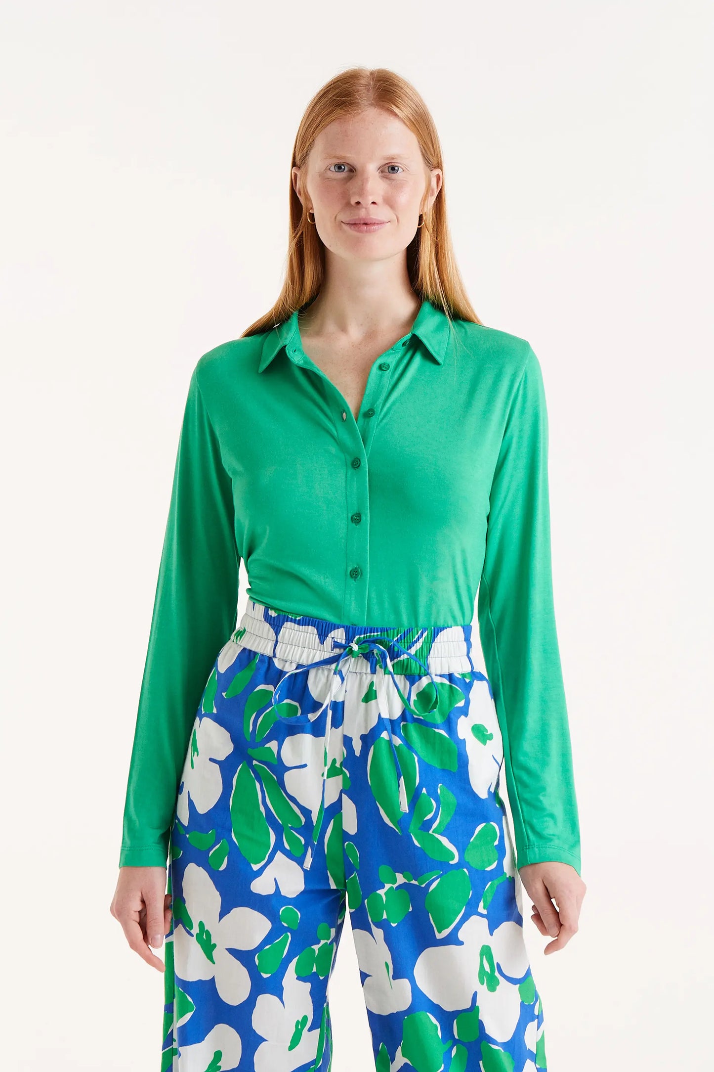 Camisa ajustada verde