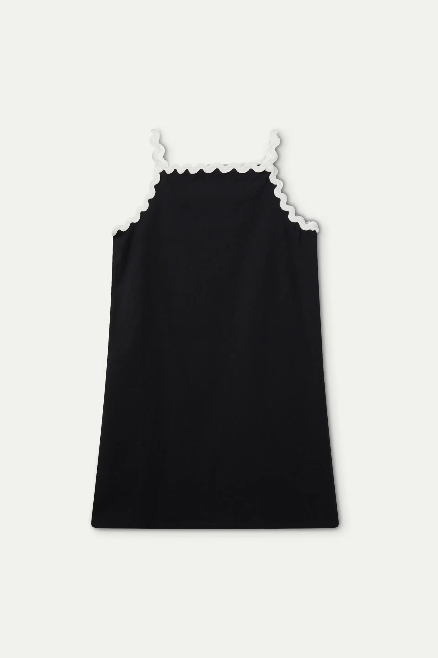 Short black picunela dress