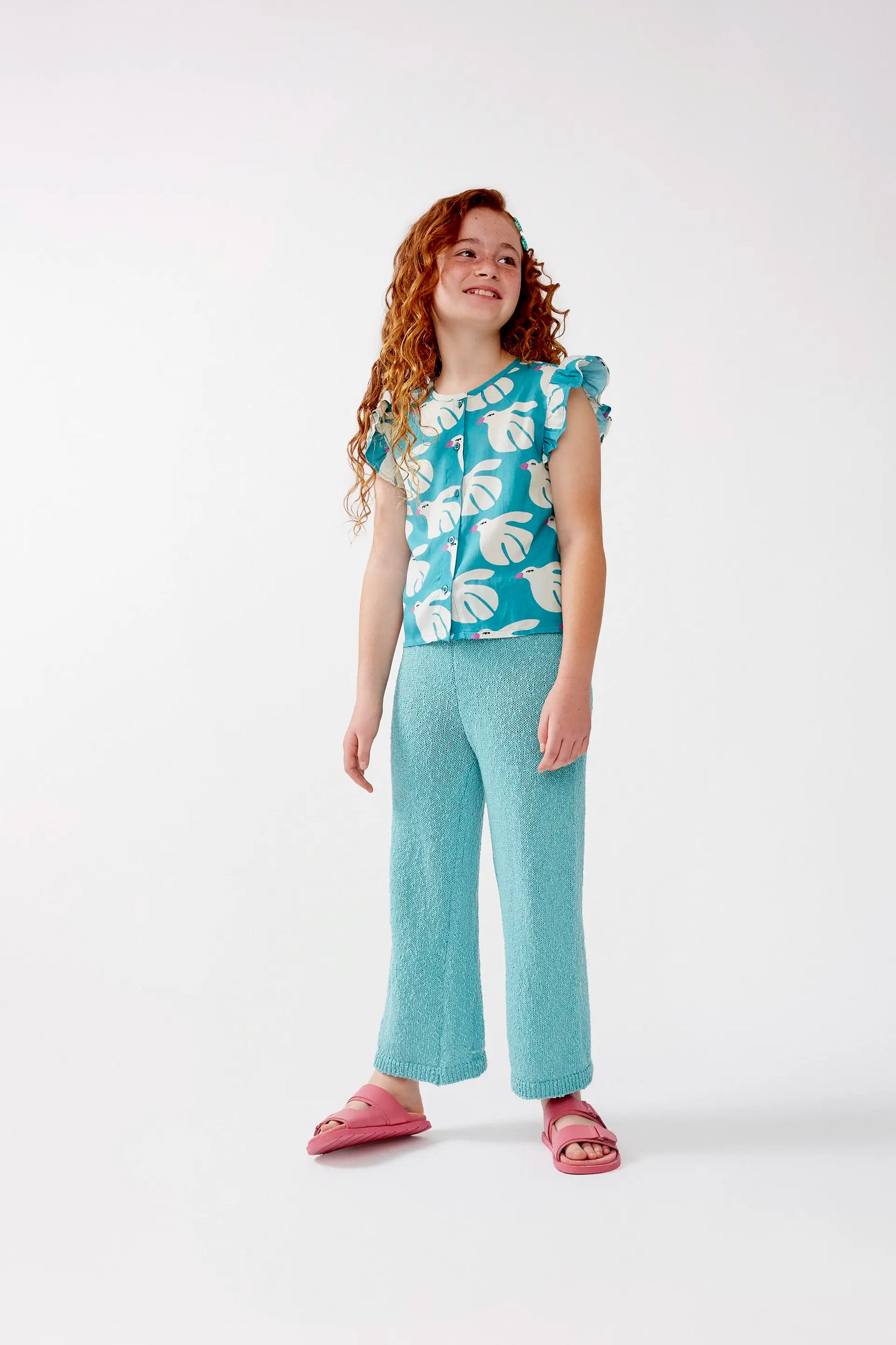 Girl's top in LENZING™ ECOVERO™ rayon with Dove print