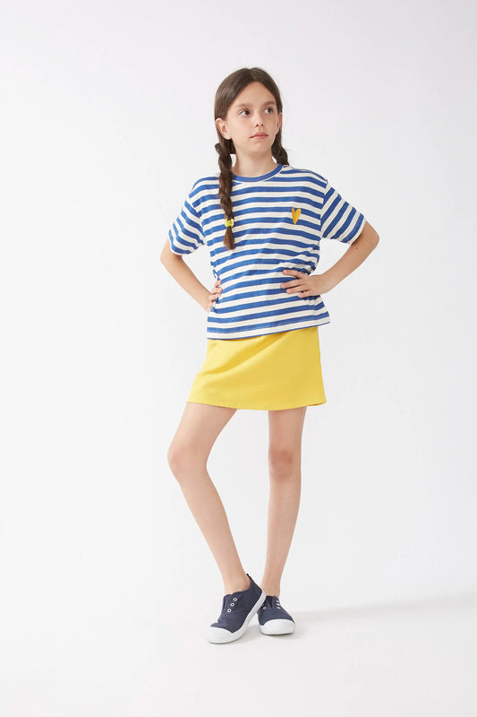 Unisex T-shirt with blue stripes