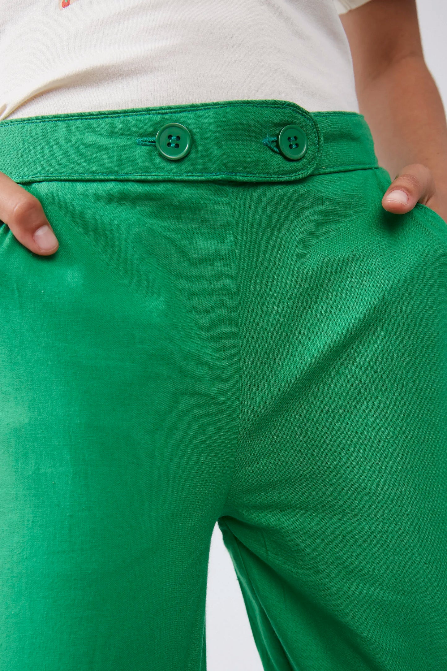 Pantalón de niña recto botones verde