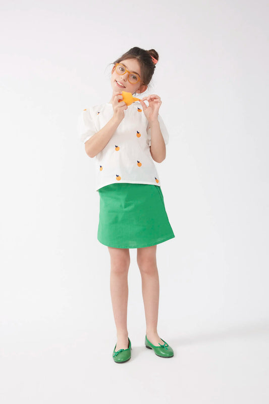 Girl's shirt with embroidered grapefruits