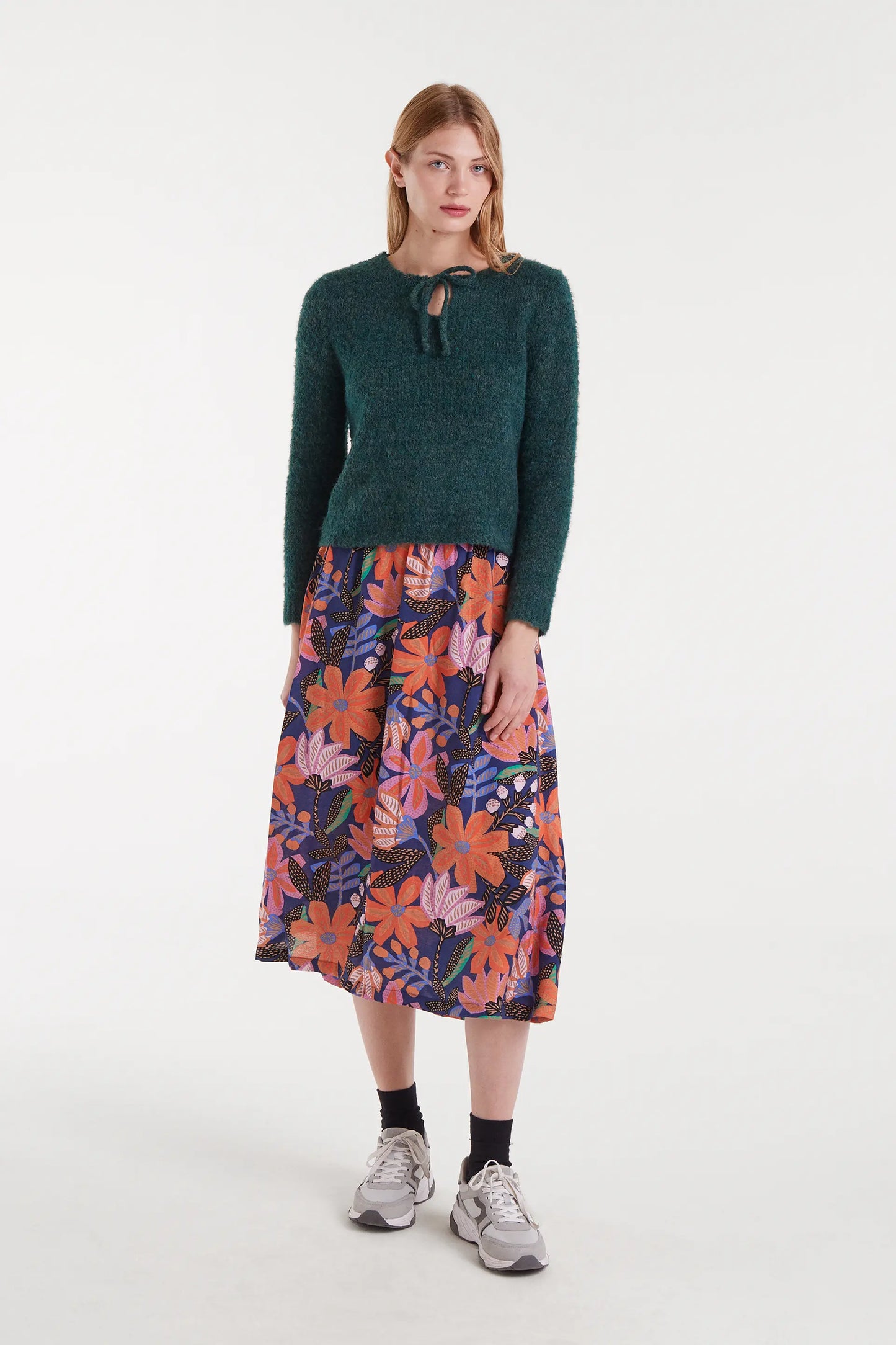 Maglione lavorato a maglia verde testurizzato