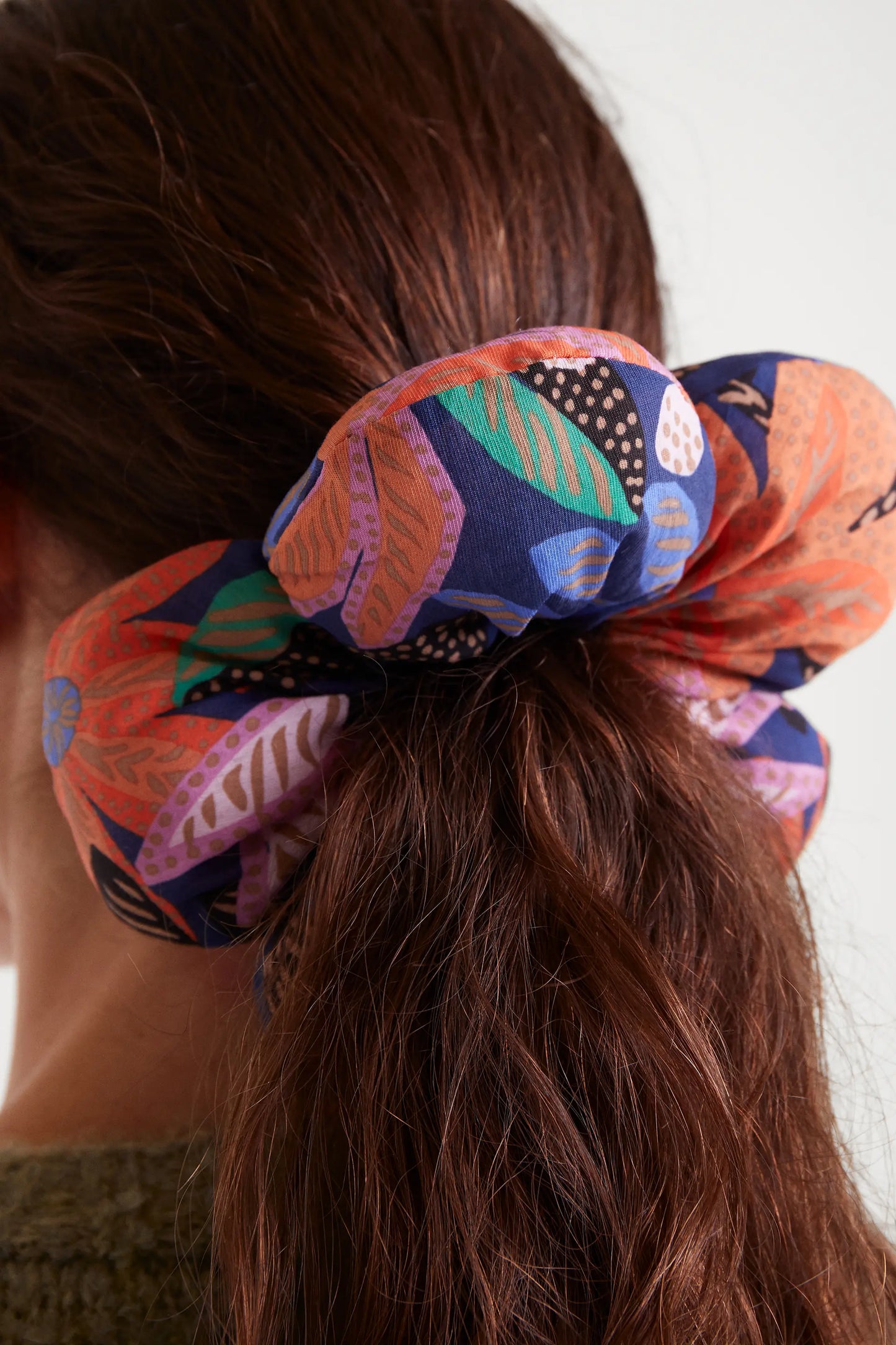Tigerlily printed flower-shaped scrunchie