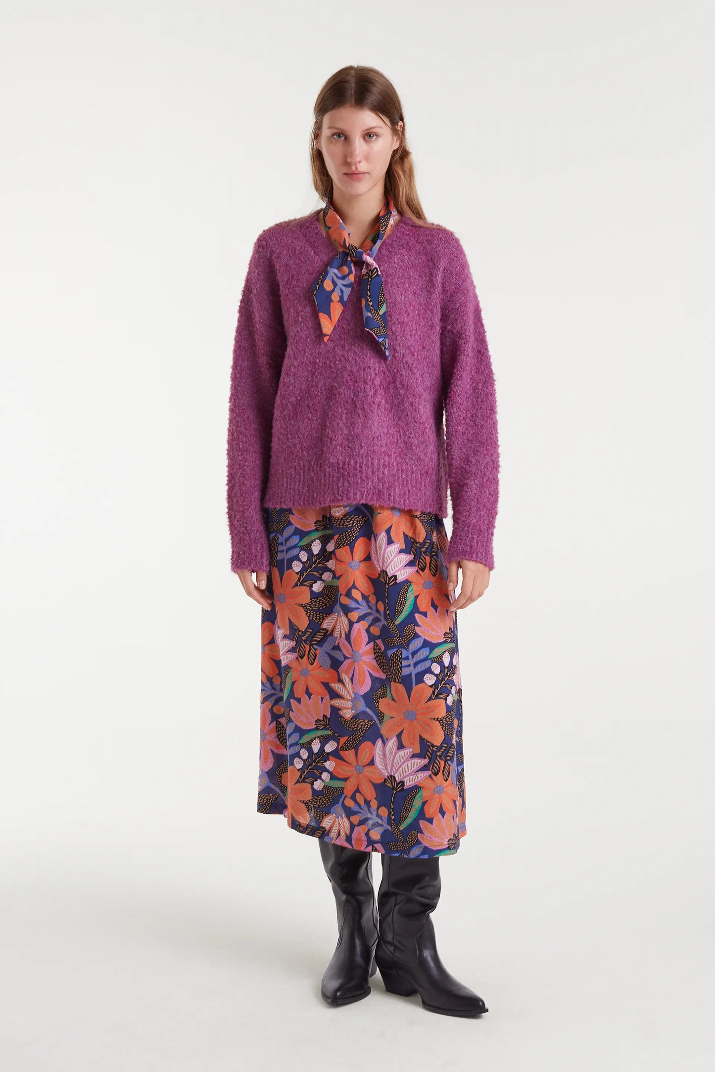 Lightweight crepe midi skirt with Tigerlily print