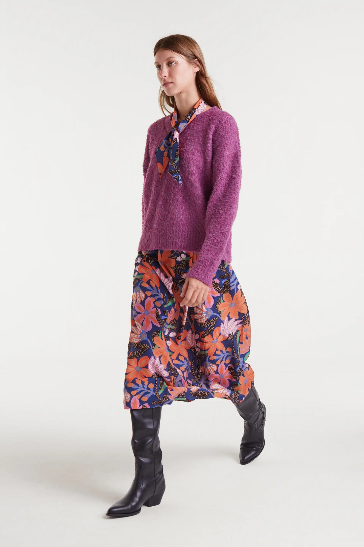 Lightweight crepe midi skirt with Tigerlily print