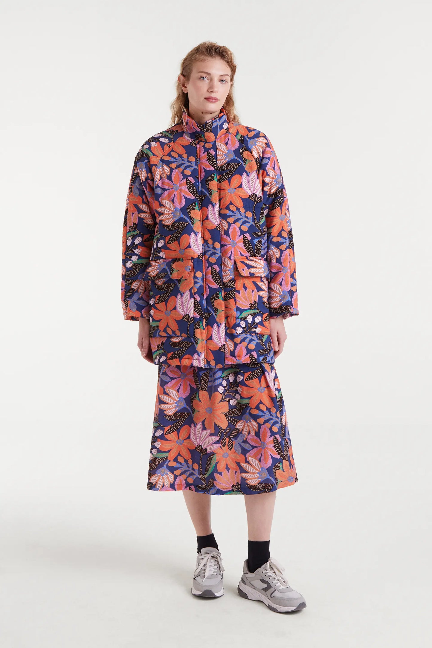 Abrigo con estampado Tigerlily