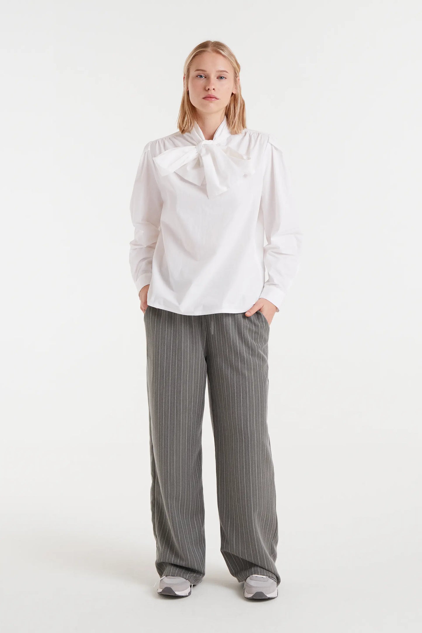 Camisa 100% algodón lazada blanco