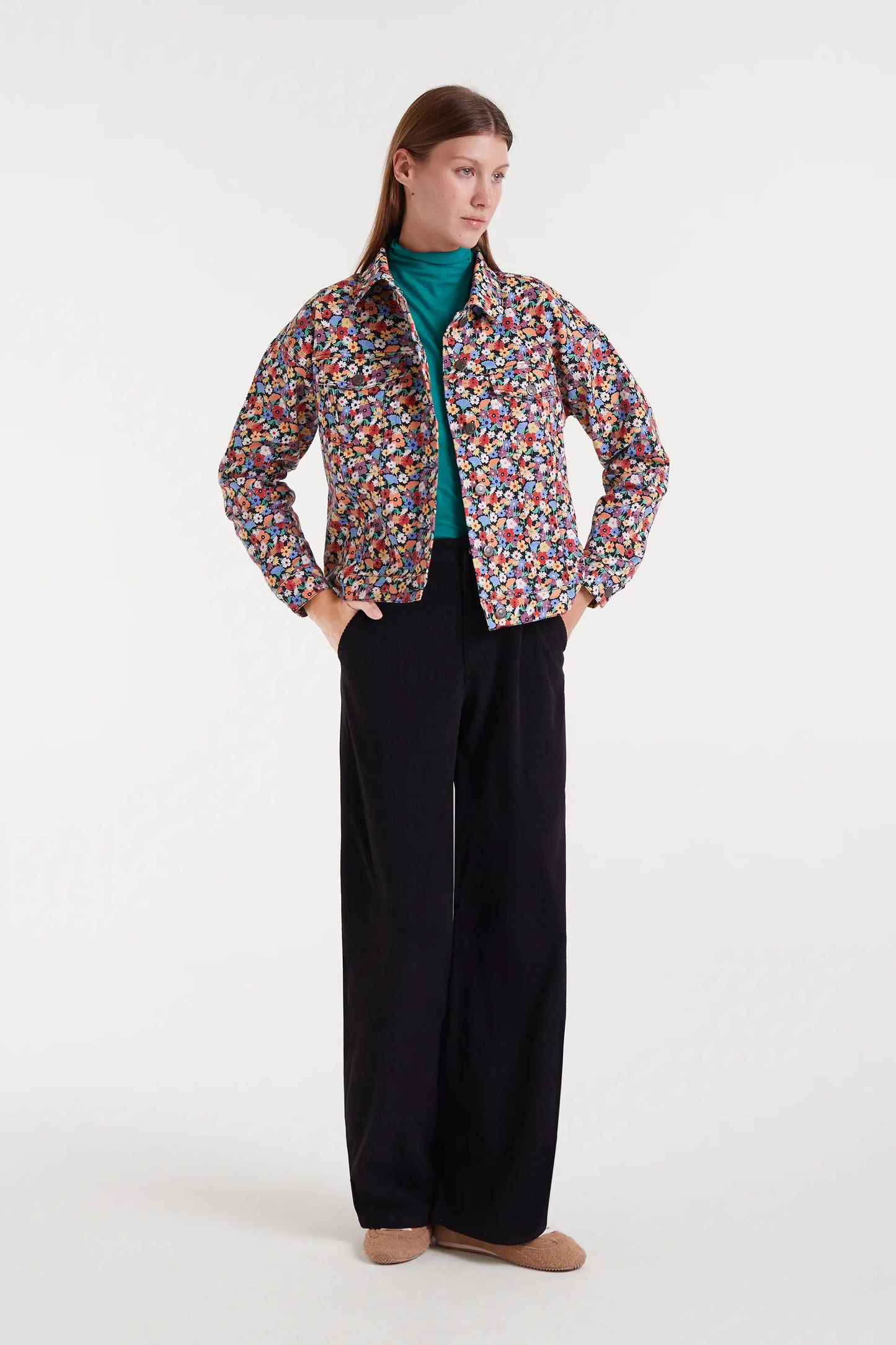 Pantalón de pana negro