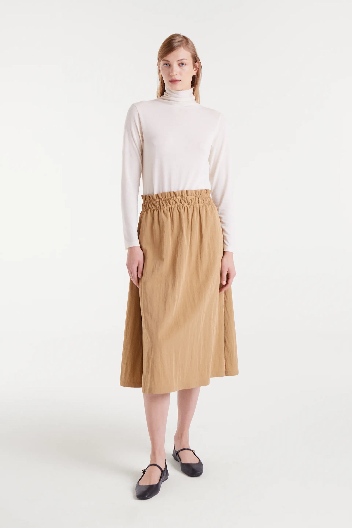 Camiseta cuello alto blanco