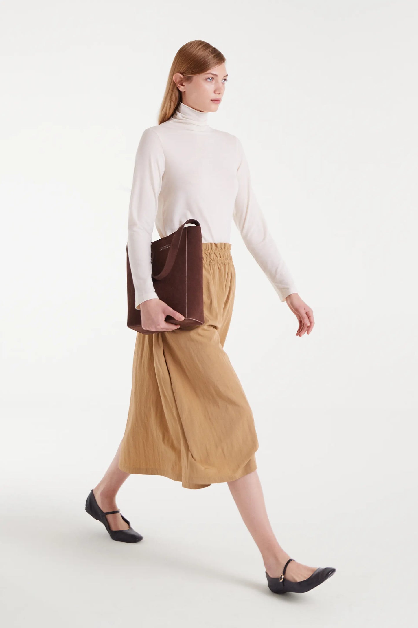 Camiseta cuello alto blanco