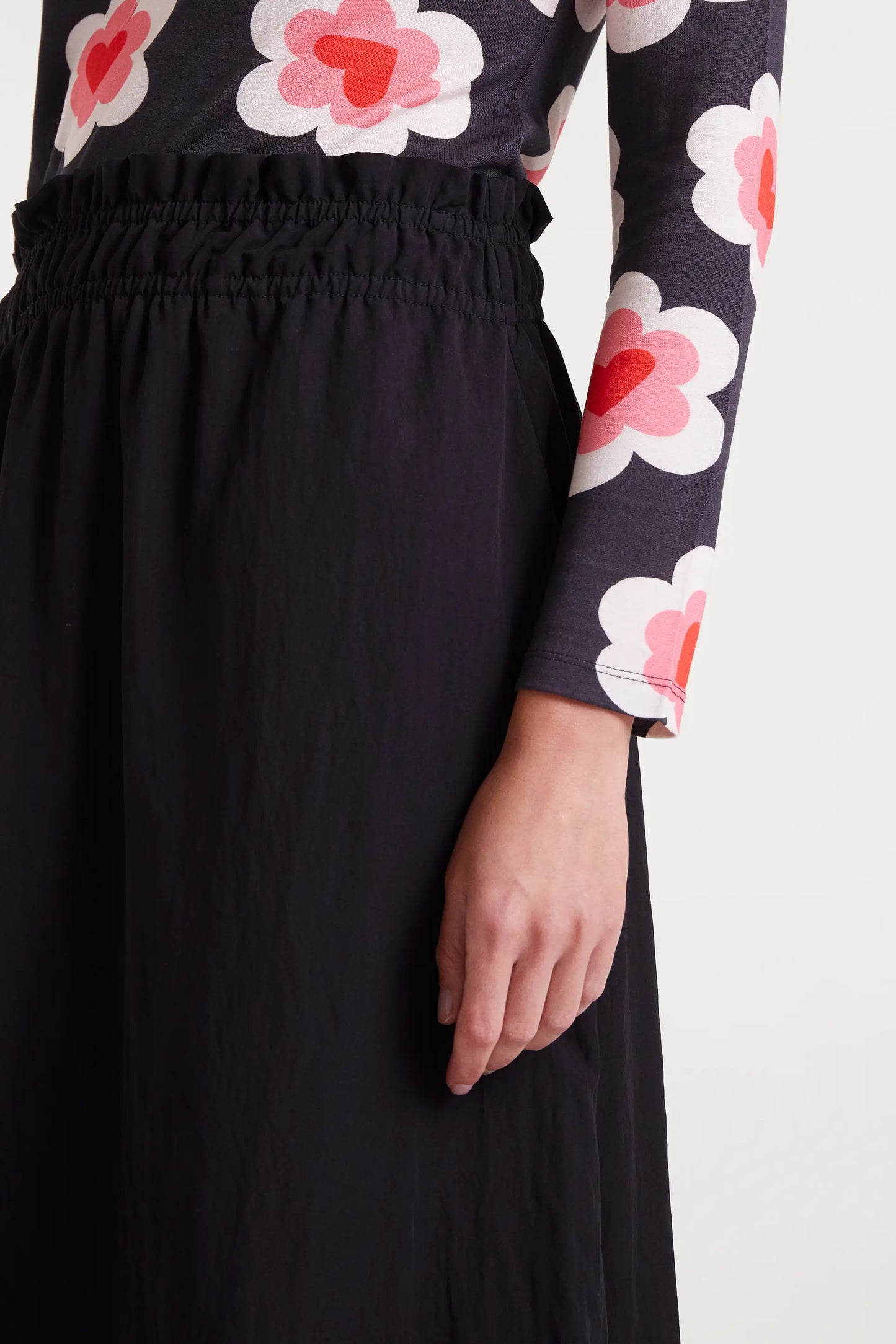 Black midi skirt